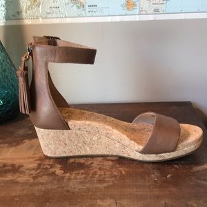 New Ugg Zoe Ii Cork Wedge Sandals 95 